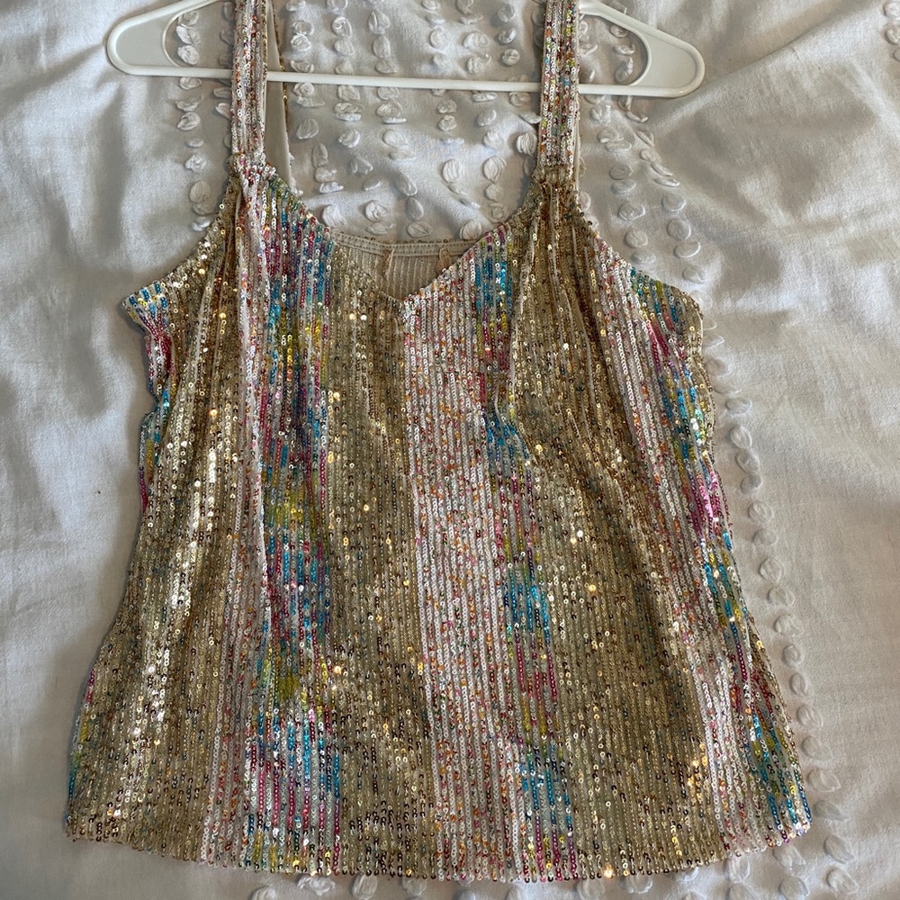 Sequin top super cute and fun!